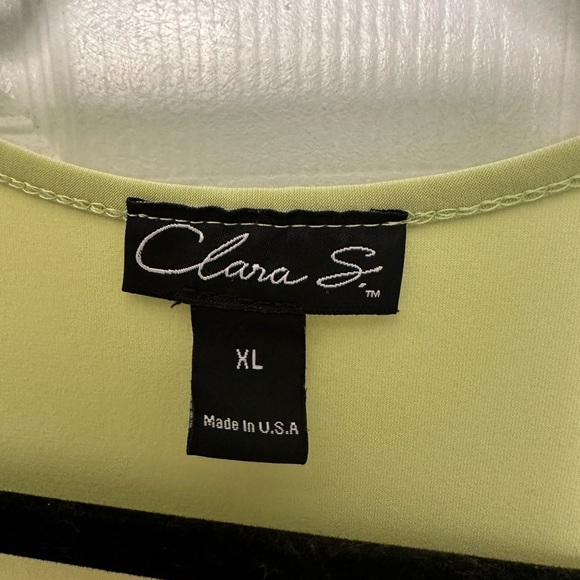 ❤️ BOGO Green Tank Top Size XL - Picture 2 of 4